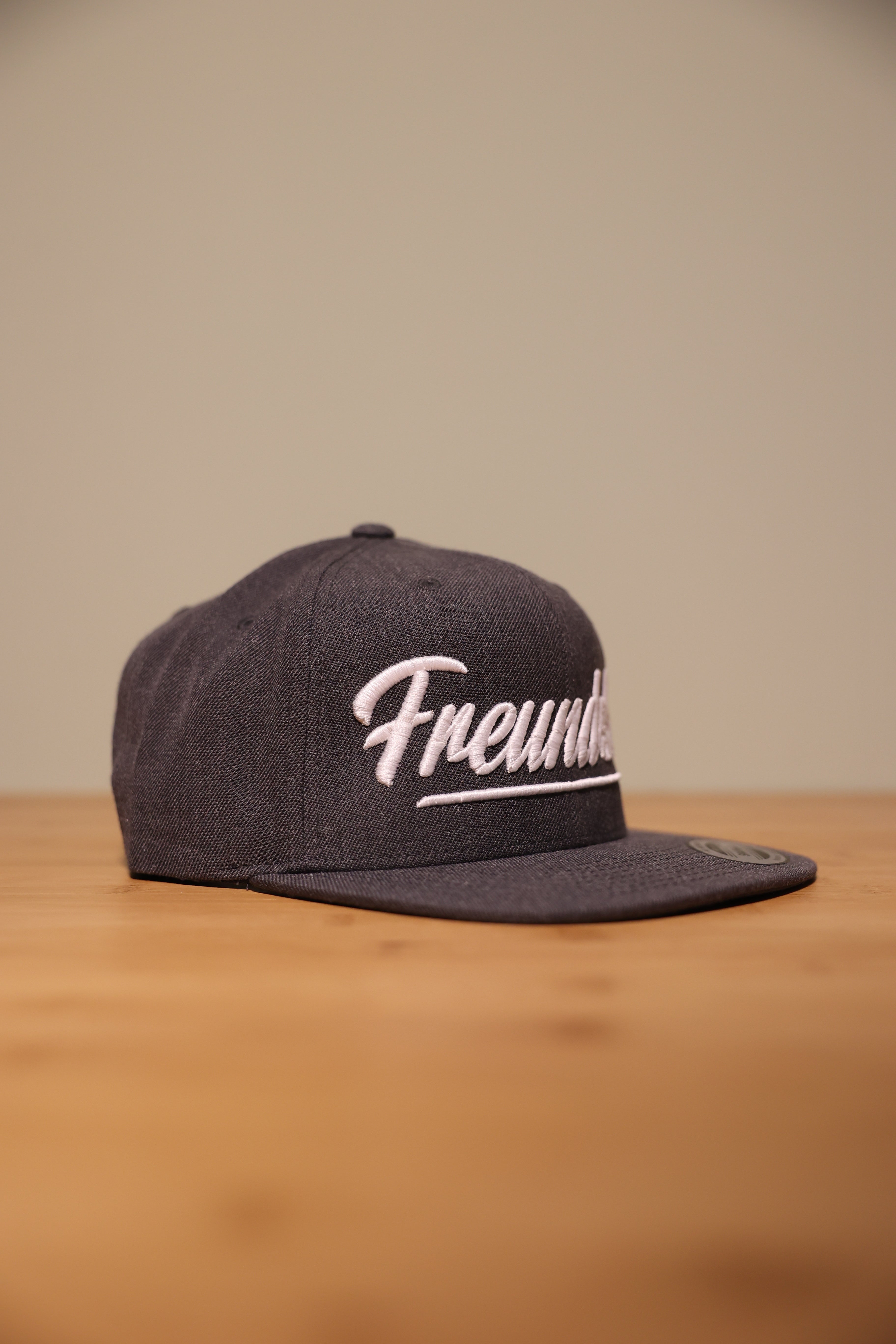 Snapback / Truckercap "Freundship"