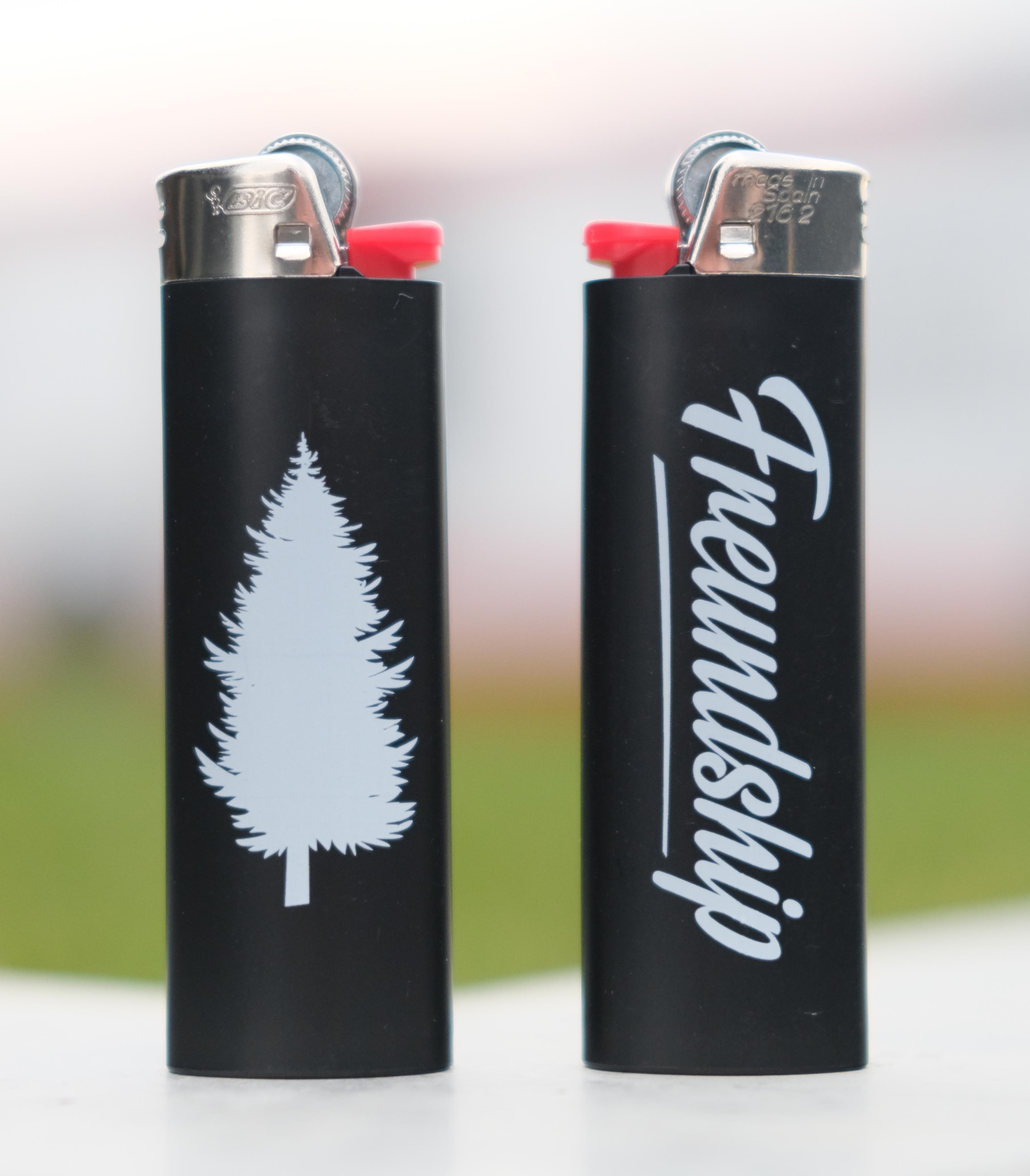 Freundship Feuerzeug schwarz