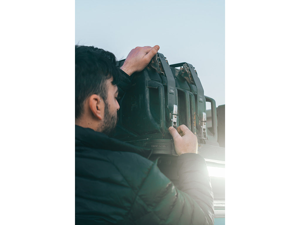 Doppel-Reservekanister-Halterung - von Front Runner